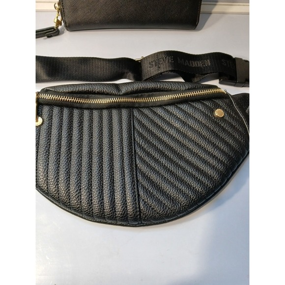 Steve Madden Black Quilted Convertible Fanny Pack Belt Bag & Matching Wallet Set - Picture 4 of 10